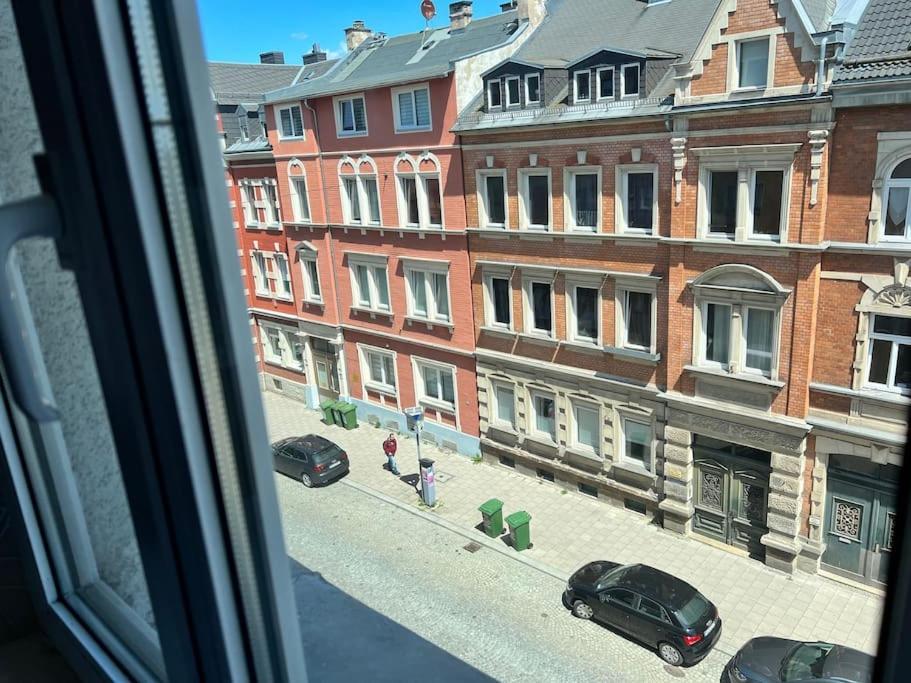 Schoenes City-Apartment Im Zentrum Mit Balkon Hof  Exteriör bild